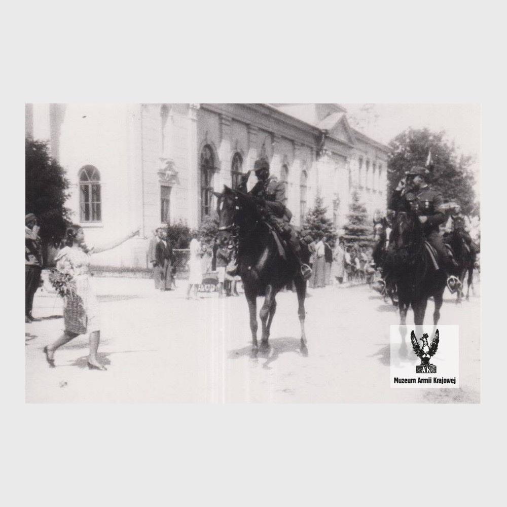 Emil Fieldorf na czele 51 pp.