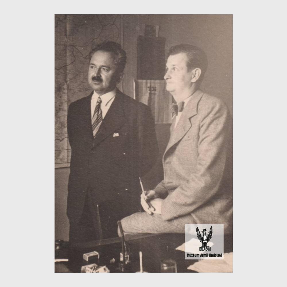 Józef Fieldorf (brat Emila) oraz mężczyzna w muszce